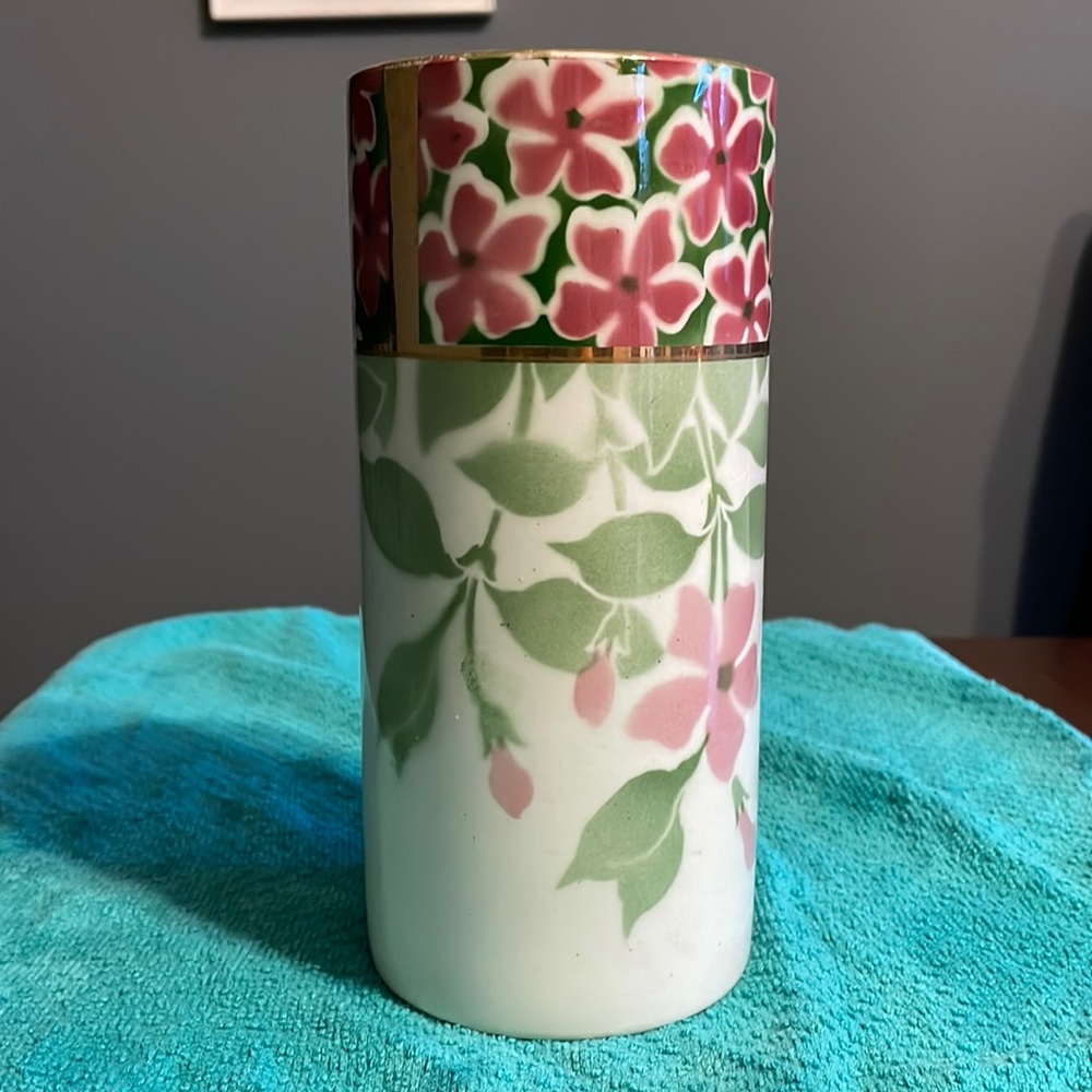 K&G Luneville vase